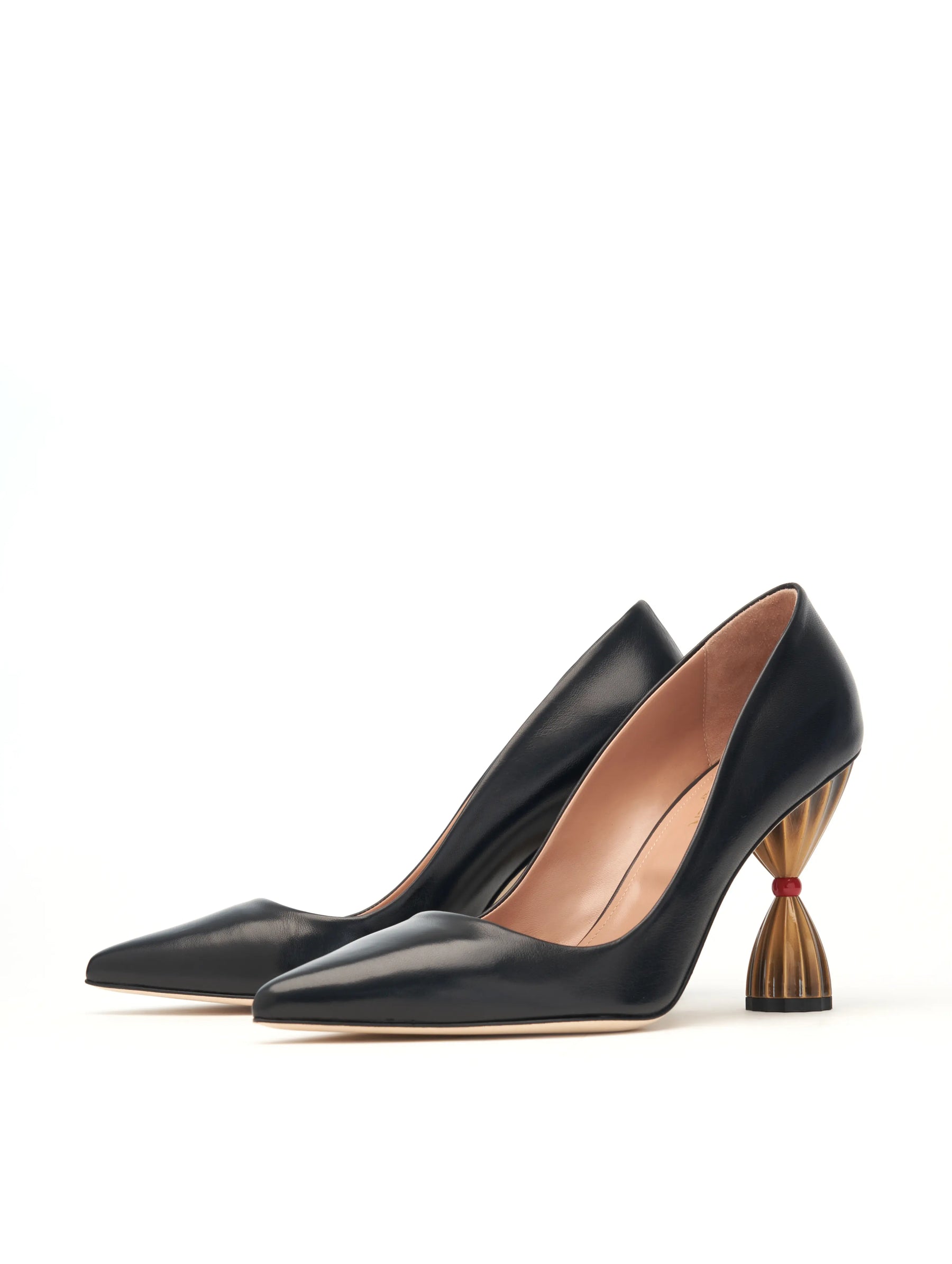 Inola Pump