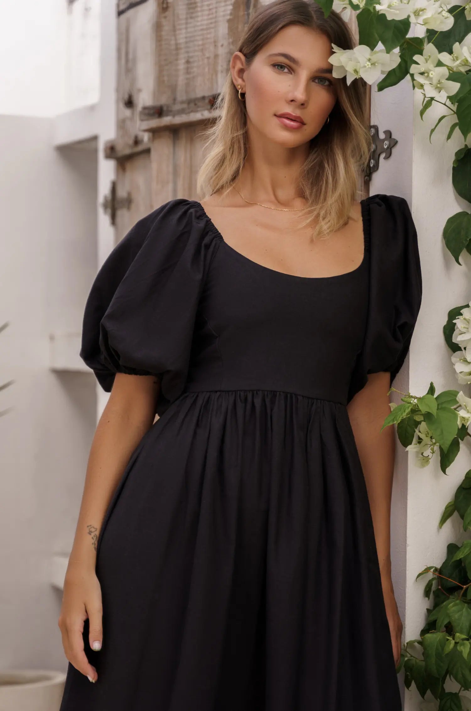 Cherie Puff Sleeve Midi Dress - Black