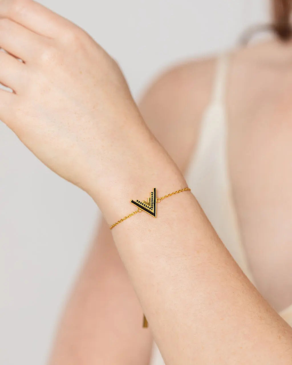 Valor Victorious Onyx Gold Bracelet